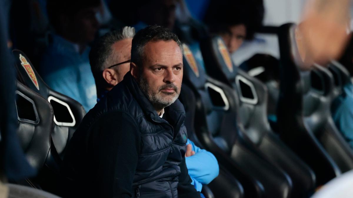 David Navarro tendrá que apostar por una defensa inédita