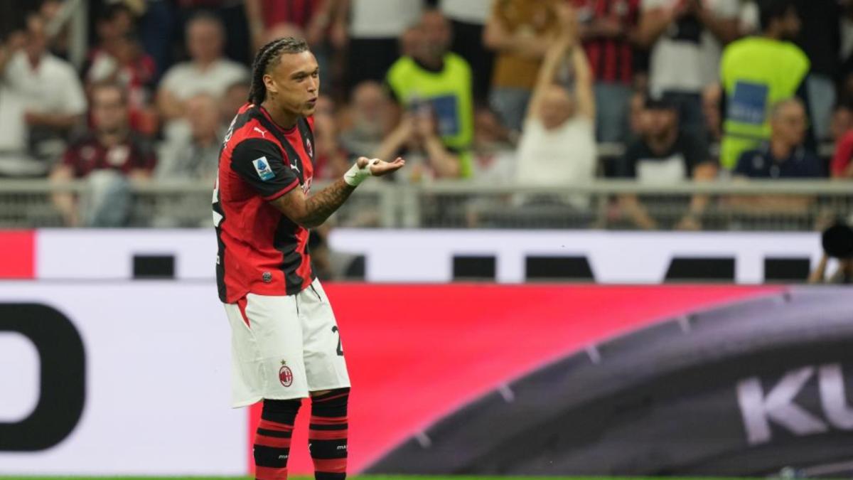Diego Moreira hace olvidar a Leao: "Elegí el 22 por Kaká"