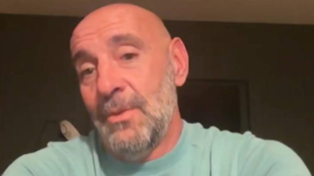 Monchi pide perdón a la afición del Espanyol por darle el Balón de Oro a Lamine Yamal
