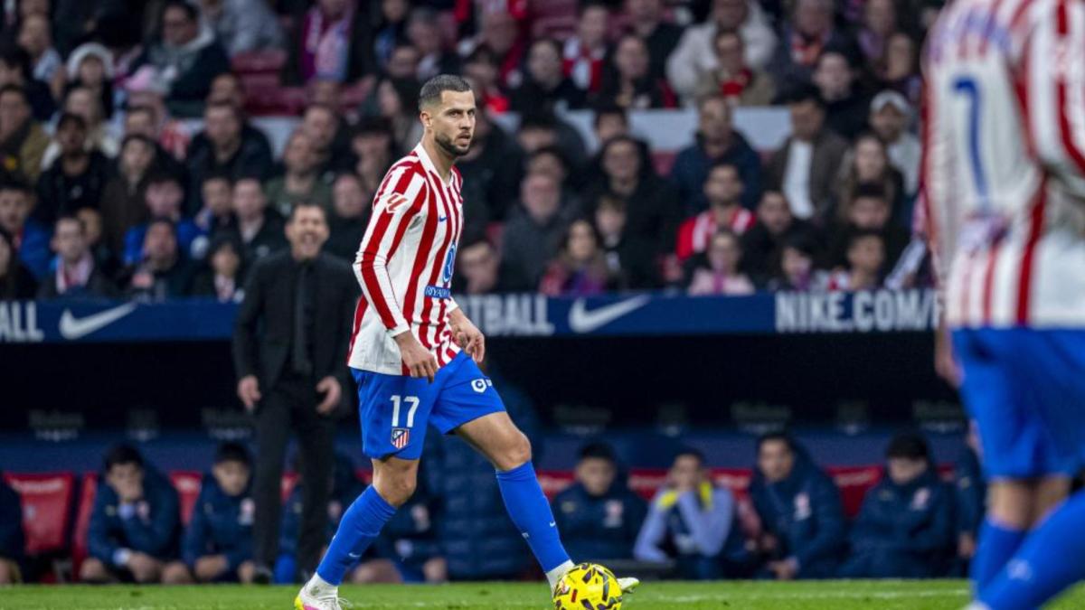 Hancko: "Estamos más fuertes en defensa, tengo que estar preparado porque quiero jugar todo"