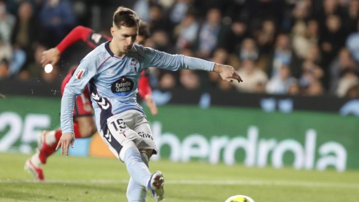 La primera gran operación de Monchi: Bryan Zaragoza jugará en el Espanyol