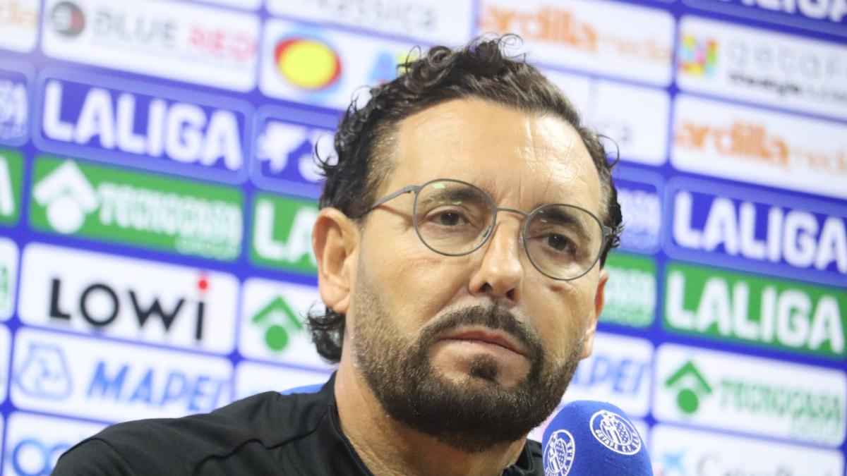 Bordalás sobre el cuadro de su despacho: “Es una foto que me identifica”