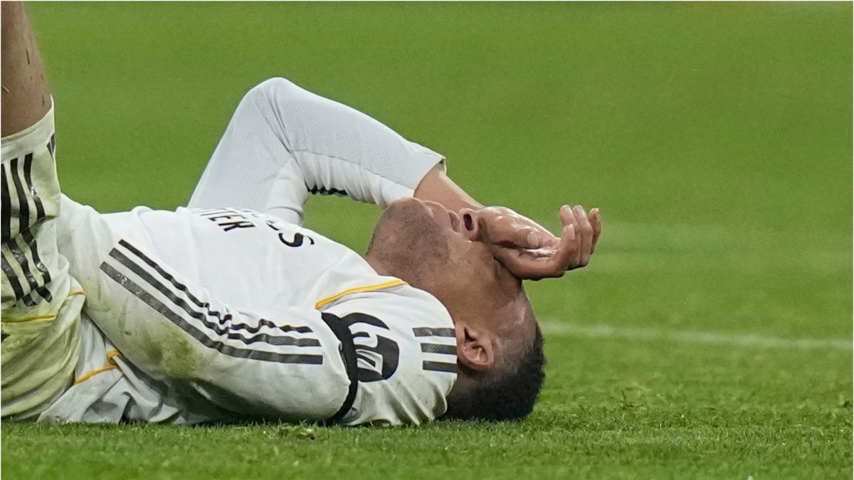 Mbappé: diez intentos, tres equipos, nueve entrenadores, 98 partidos, 70 goles...