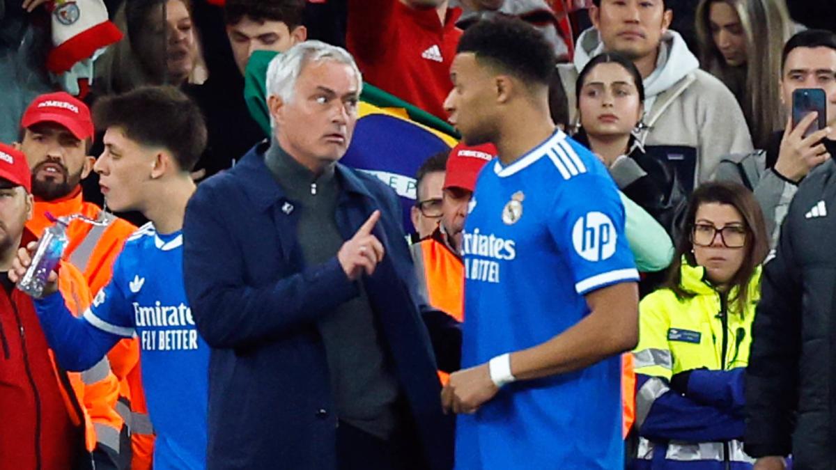 Mourinho, tranquilo ante el ruido... y sin llamada