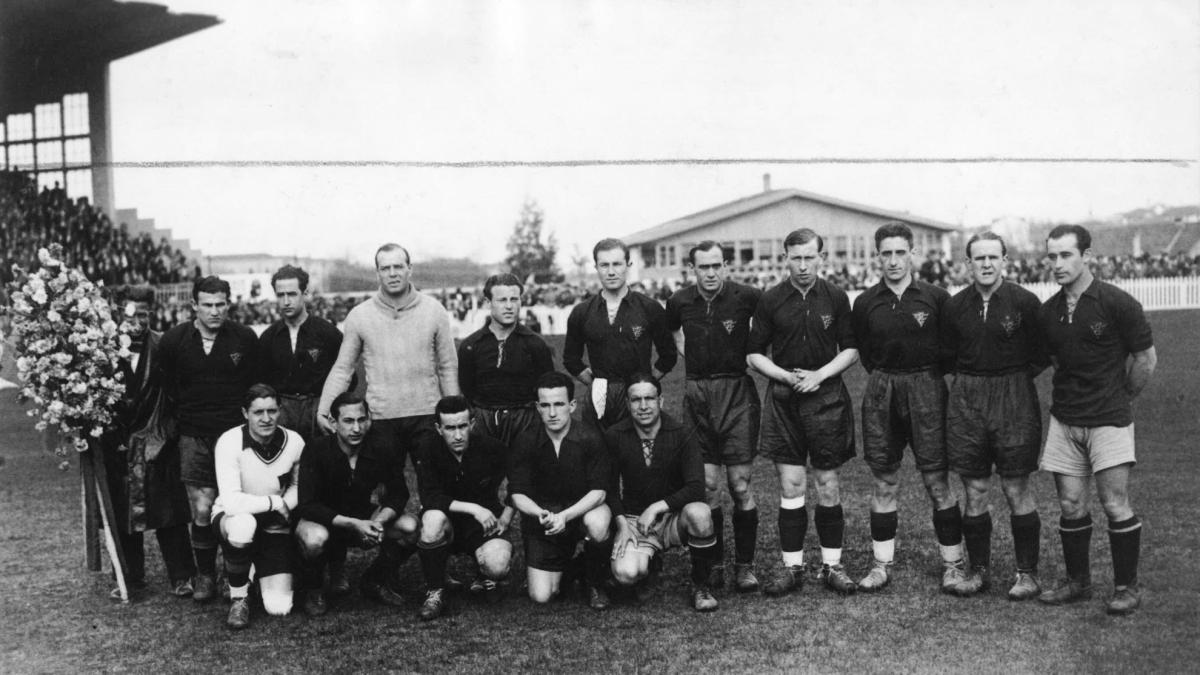 España, Oviedo y el árbitro que inventó A Bola