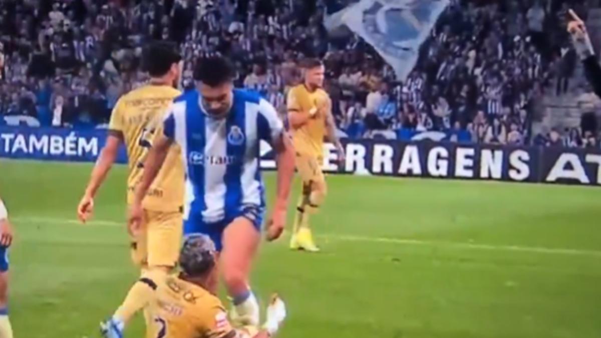 Escándalo en Portugal: Sorriso denuncia un escupitajo de Alberto Costa