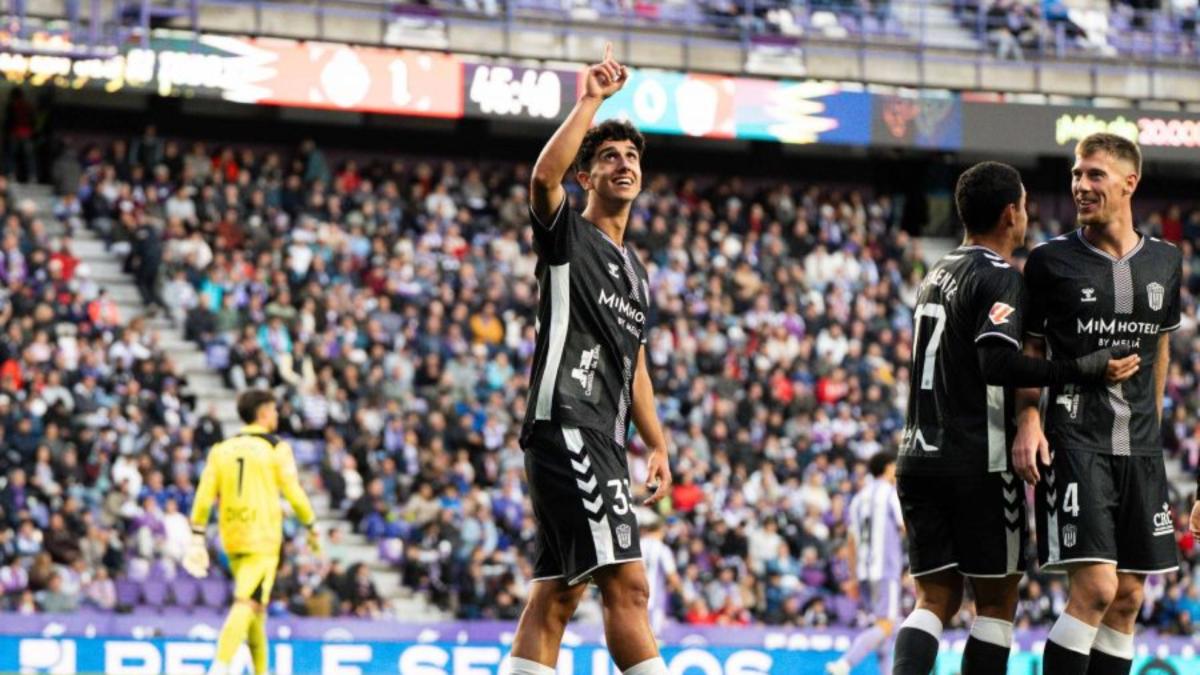 El Eldense vuelve a remontar para hace real lo de 'no hay dos sin tres'