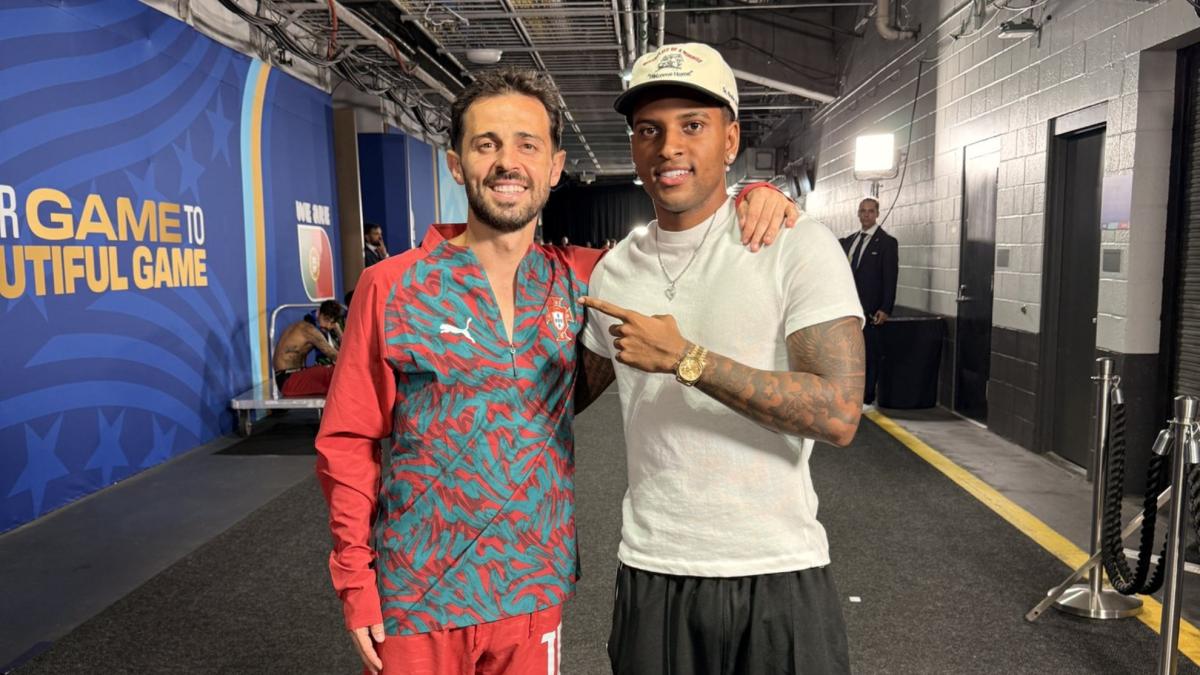 Rodrygo aparece en Miami... y se saca la primera 'foto de equipo' con Bernardo Silva