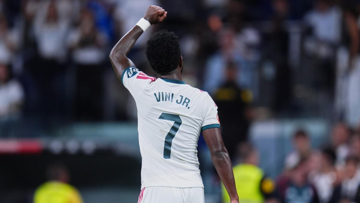 El primer gol de 'Vinicius 2032'