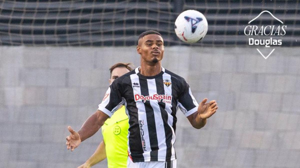El Castellón cede a Douglas Aurelio al Huesca