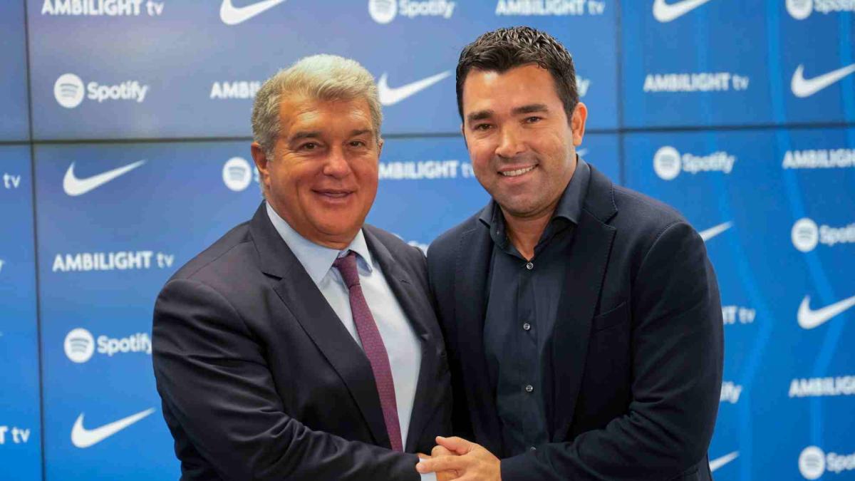 Laporta y Deco bajan al vestuario tras la eliminación en la Champions