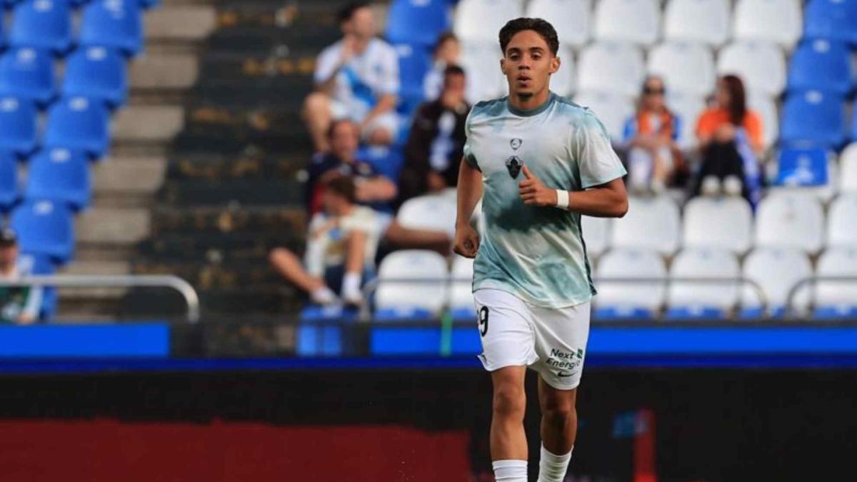 El Elche blinda a Ali Houary hasta 2030