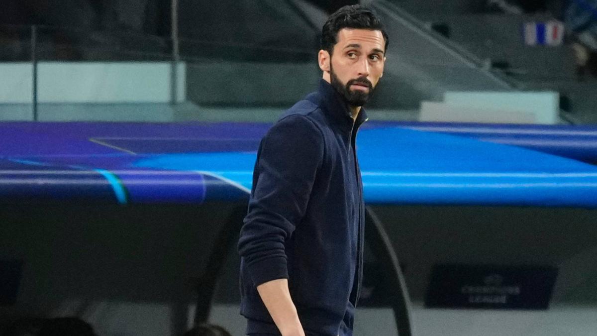 Arbeloa vuelve a viralizar una chaqueta: la que lució ante el Bayern cuesta 2.200 euros