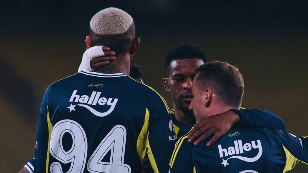 Inesperado 'revolcón' en la lucha por la SüperLig entre Galatasaray y Fenerbahçe