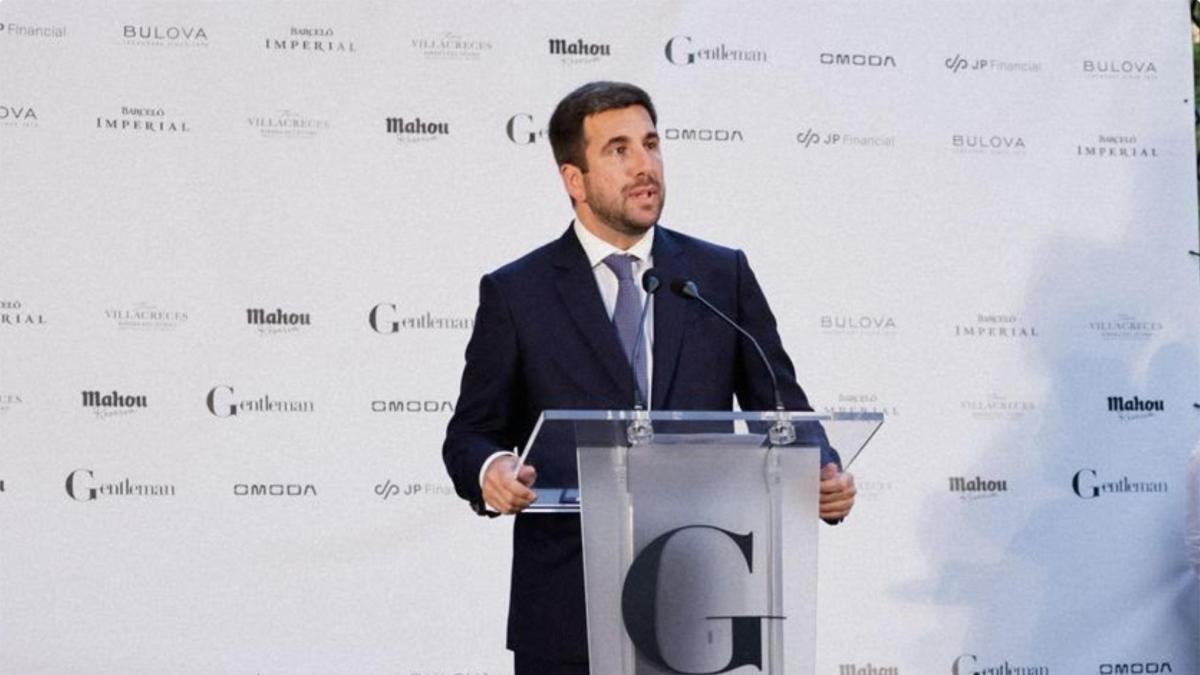 Primera aparición pública de Riquelme tras las elecciones: “Si la batalla se libra desde valores sólidos, la victoria termina llegando”