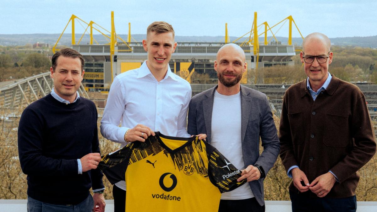 'Rompecorazones' Schlotterbeck: renueva con el Borussia Dortmund hasta 2031