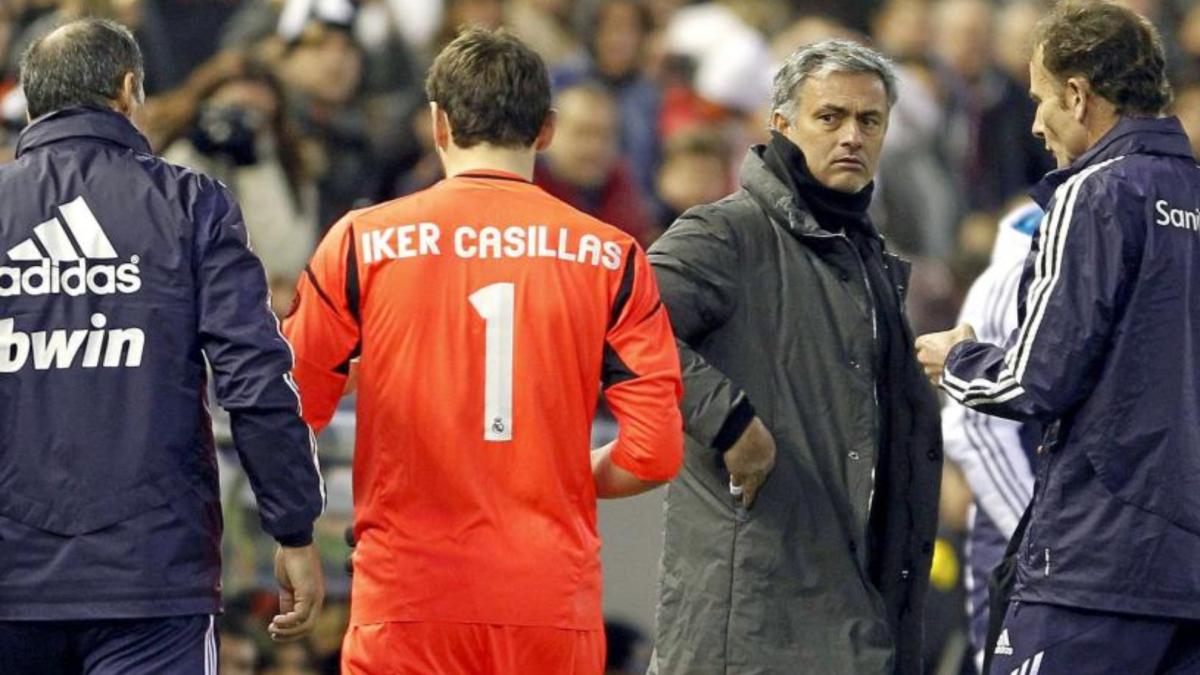 Mourinho desvela lo que ocurrió con Casillas: "Me di cuenta de que estaban consentidos"