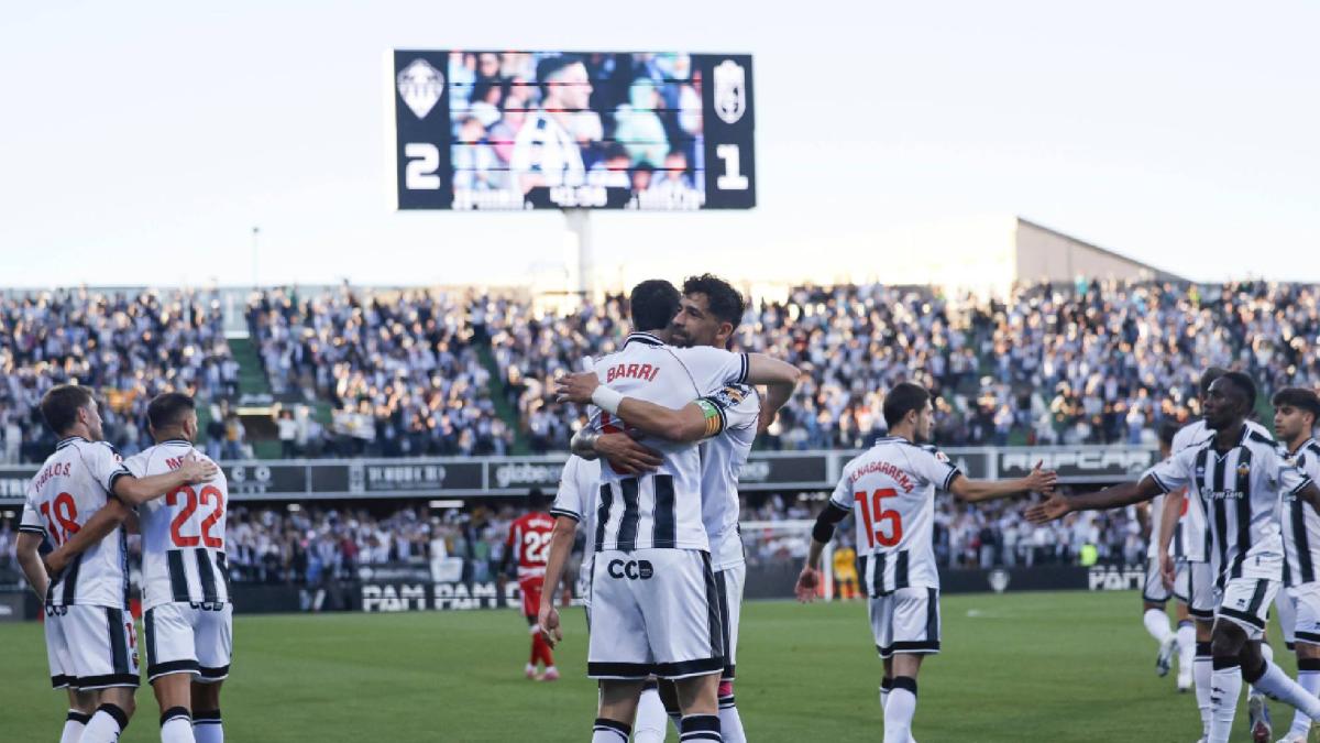 Se agarran al 'factor Castalia'