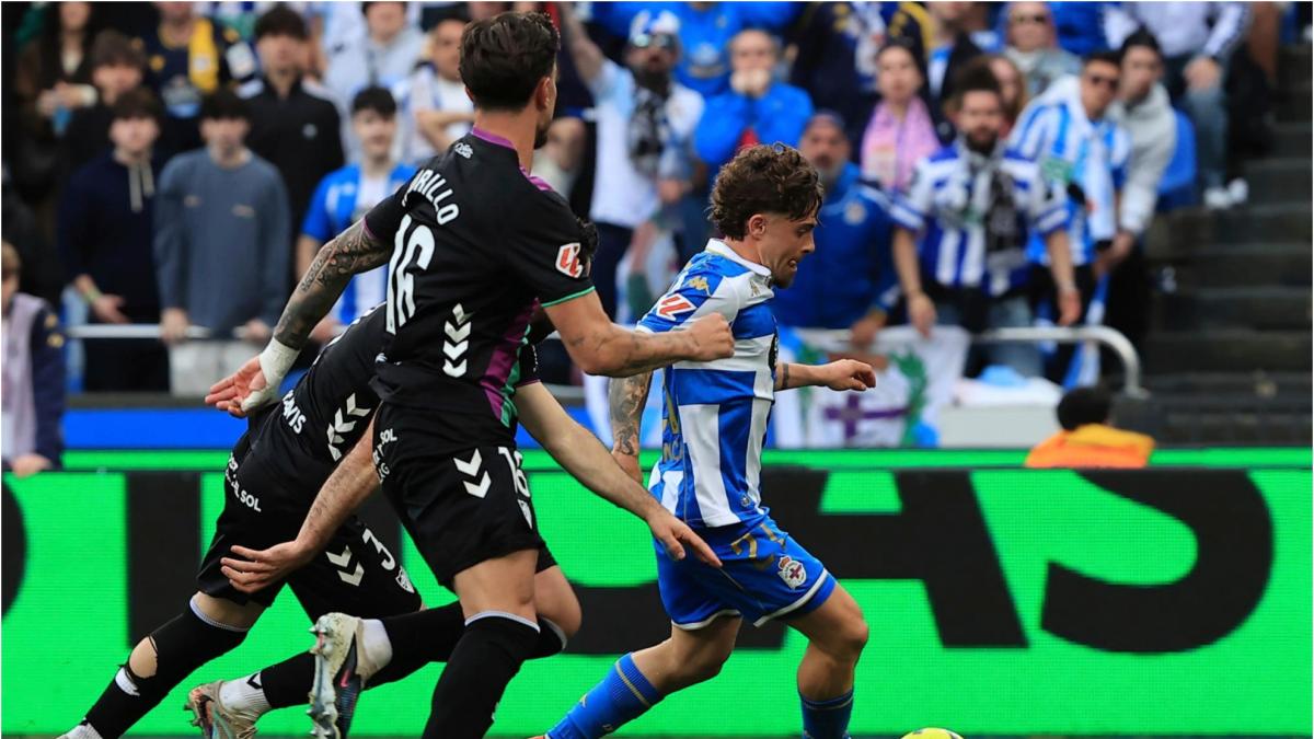 El Málaga se queda sin su centro del campo de una tacada