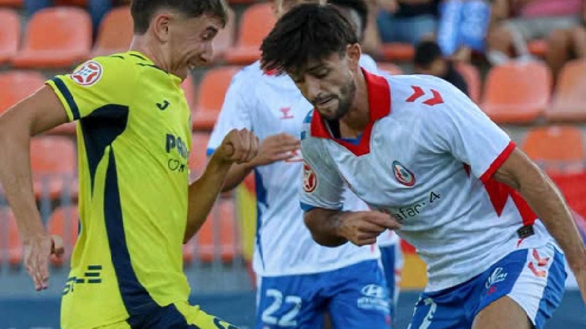Doblete de Albert García para sellar el triunfo del filial