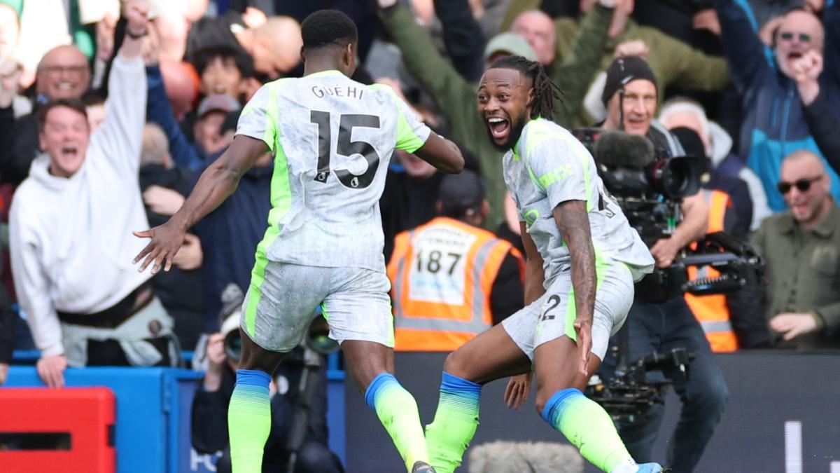 Un City arrollador golea y amenaza con quitarle la Premier al Arsenal