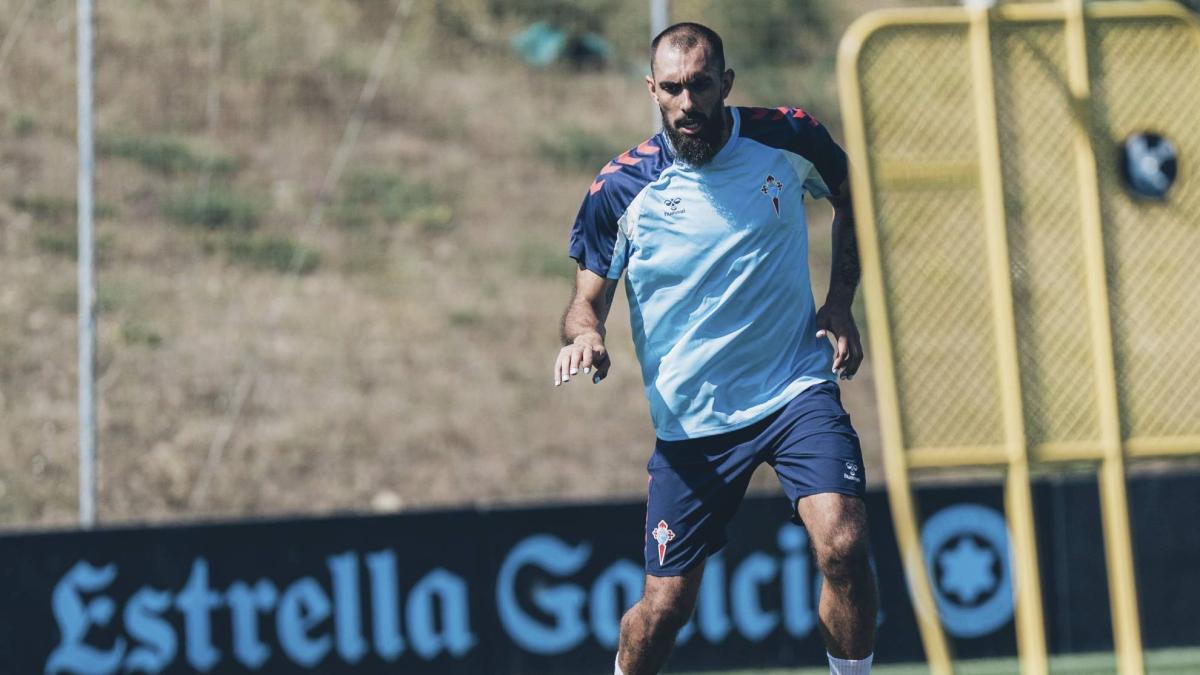 Borja Iglesias: “Aún estoy asimilando un poco todo”