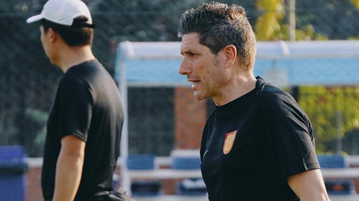 Nacho Fernández, el español que pule a las estrellas chinas del futuro: "Me atraía, es un reto bonito"