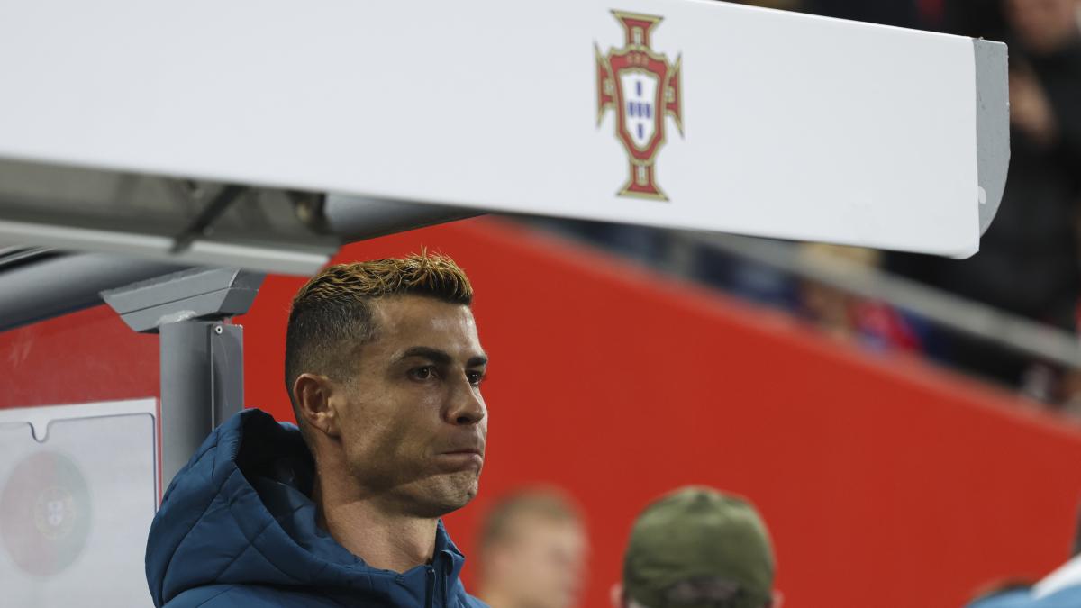 Cristiano, al banquillo ¡6.678 días después!