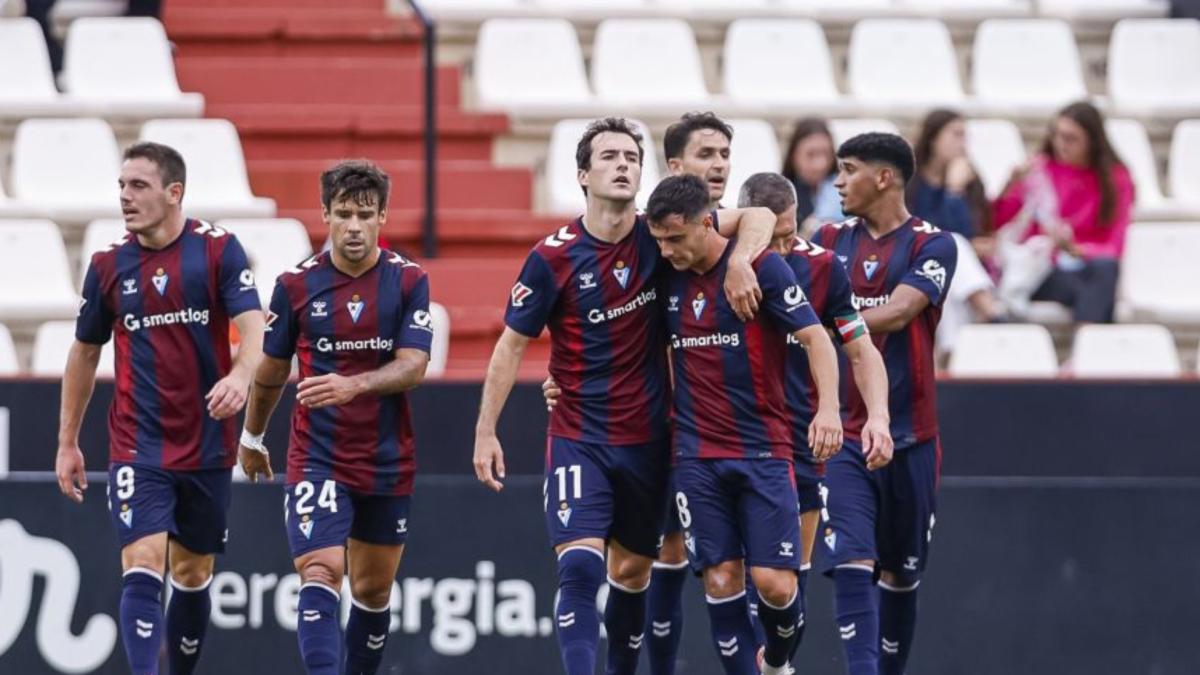 El Eibar es un cañón: remontada y liderato