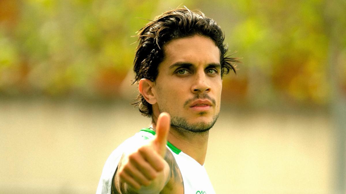 El viral y emotivo mensaje de Bartra tras la desgracia: "Amad a vuestra gente todo lo fuerte que podáis"