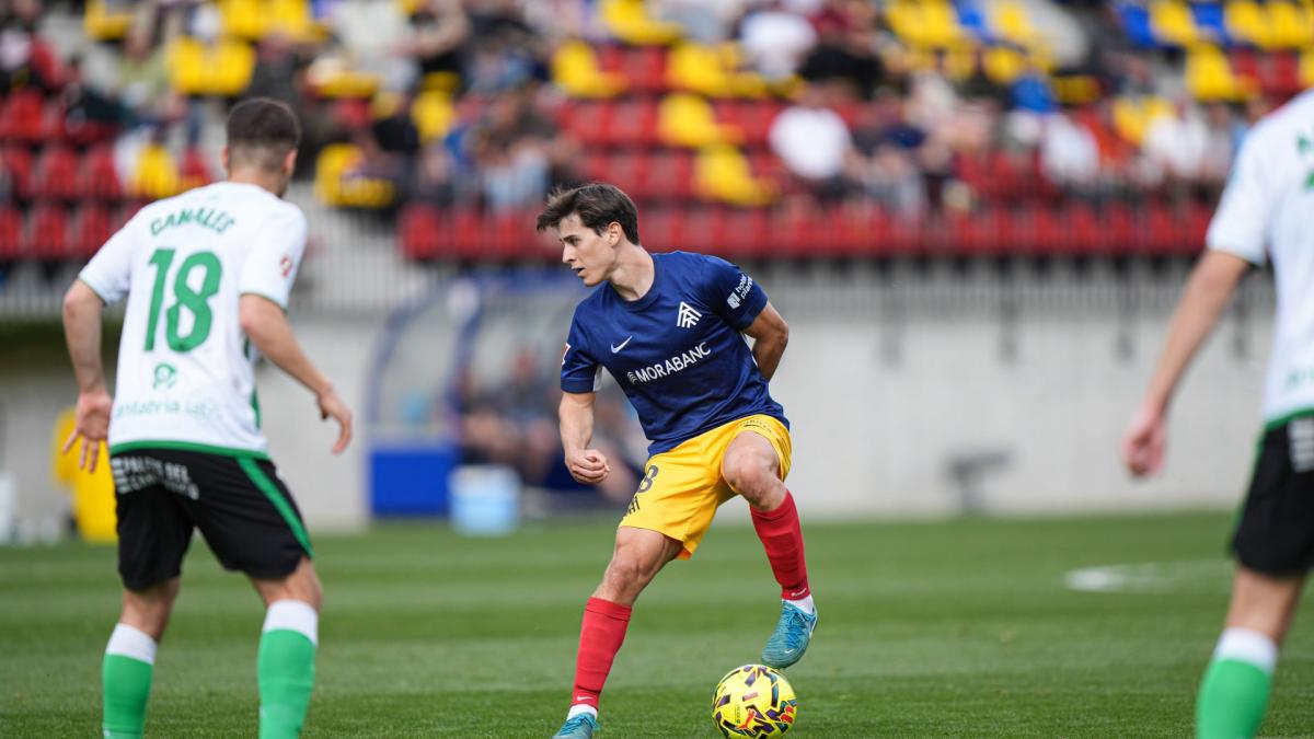 Marc Domènech no esconde la ilusión y señala que si siguen jugando así "se puede mirar hacia arriba"