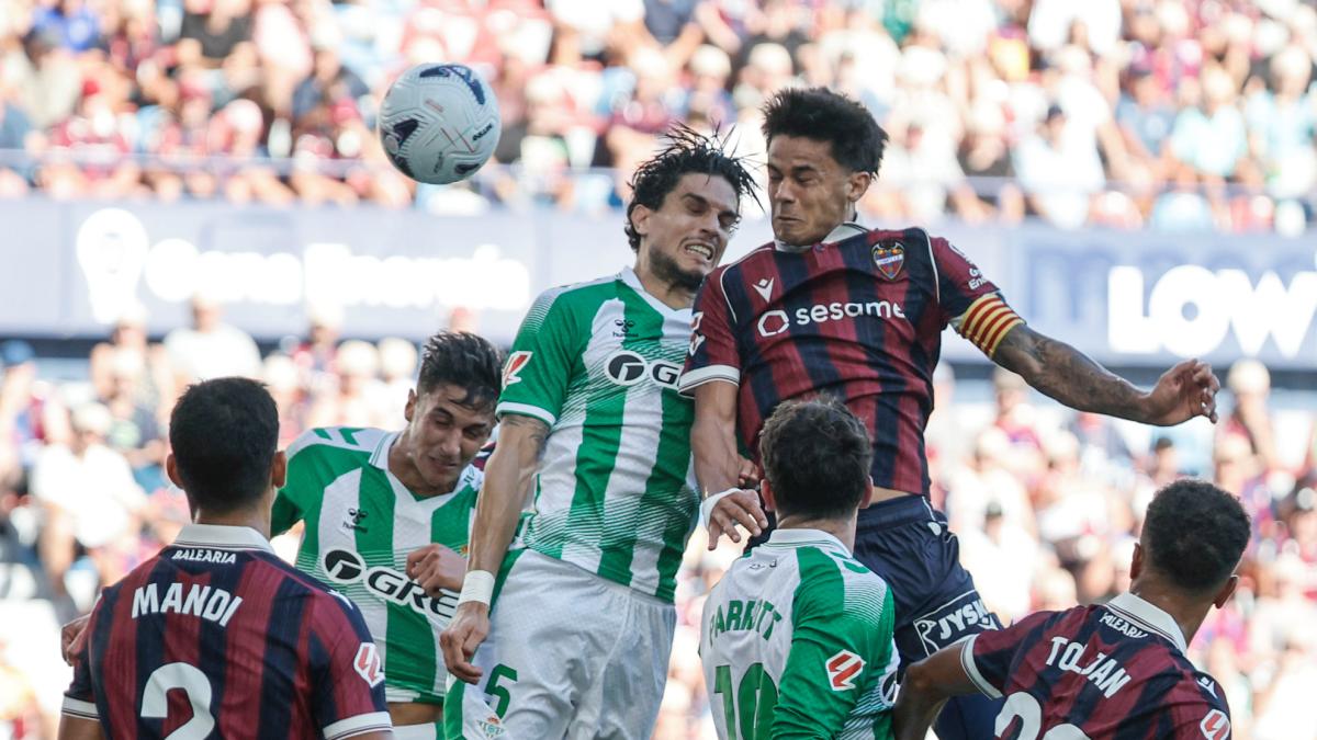Bartra: "Que este golpe duro nos sirva para espabilar, hay que demostrar que ha sido un accidente"