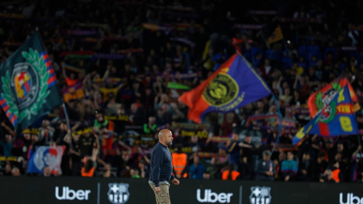 LaLiga denuncia el cántico de la afición del Barcelona que activó el protocolo en el derbi