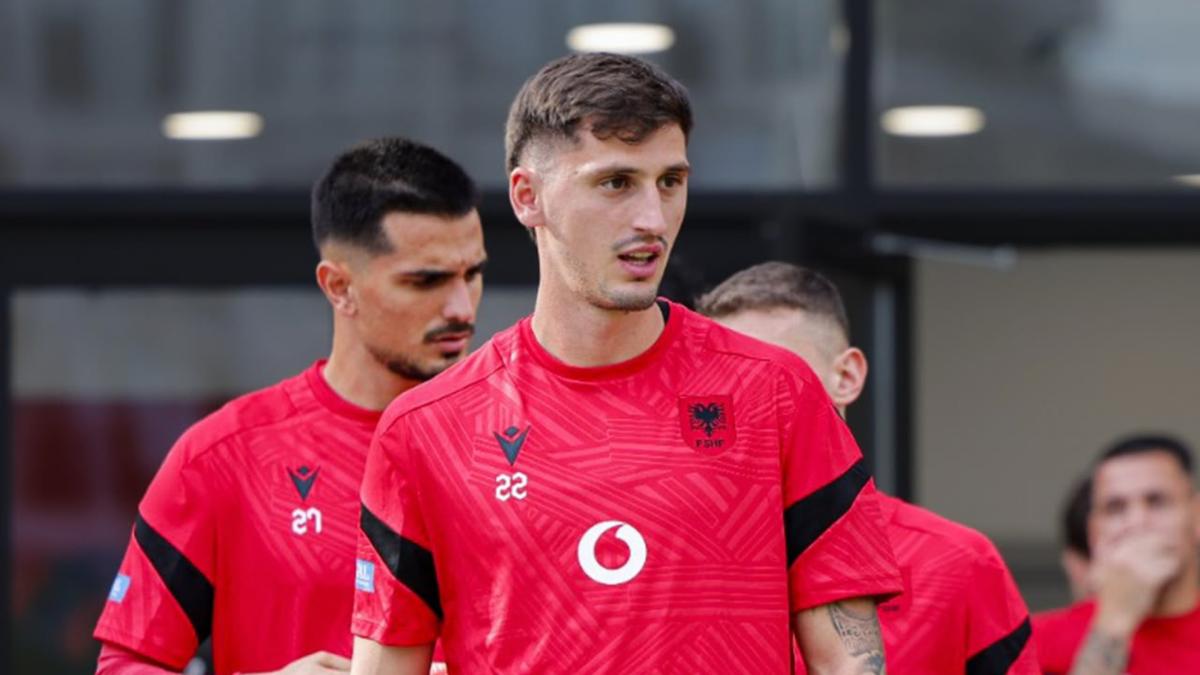 Kumbulla vuelve al ruedo con Albania