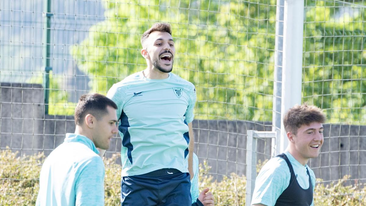 Gorosabel hace parte de la sesión y deja abierta la decisión del lateral