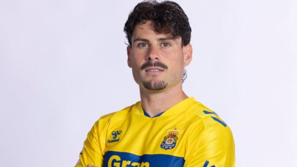 Hospital Central Las Palmas: Sergio Ruiz también pasa por el quirófano