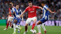 Wood deberá lidiar con su problema de rodilla por el resto de su vida