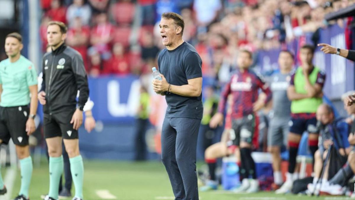 Indignación en el Sevilla por los nueve minutos de prolongación: "Cuando vi el cartel, dije: 'No puede ser'"