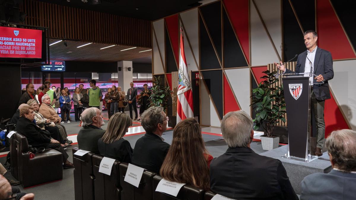 Uriarte viste el traje de Asamblea