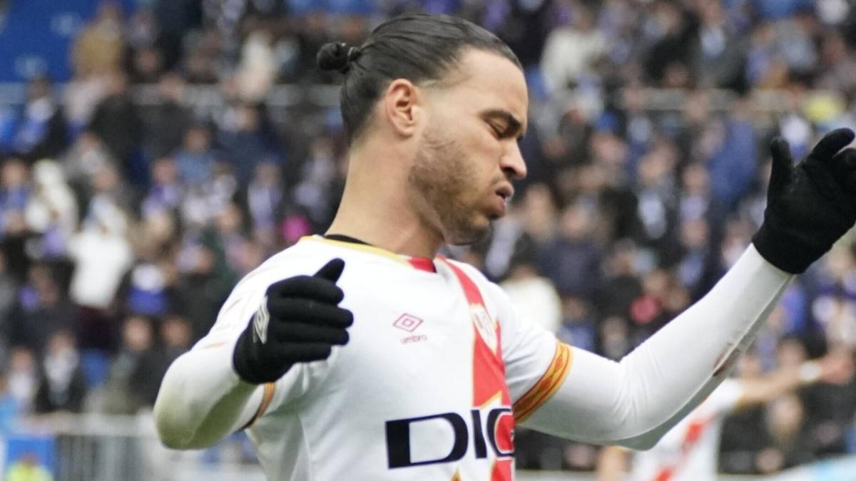 Raúl de Tomás, inscrito por sorpresa por el Rayo Vallecano
