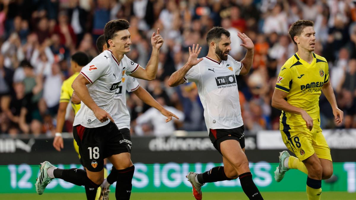 Mikautadze destroza al Valencia
