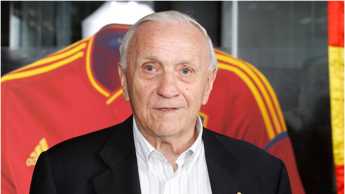 Muere José Emilio Santamaría, mito del Real Madrid y seleccionador de España en el Mundial 82