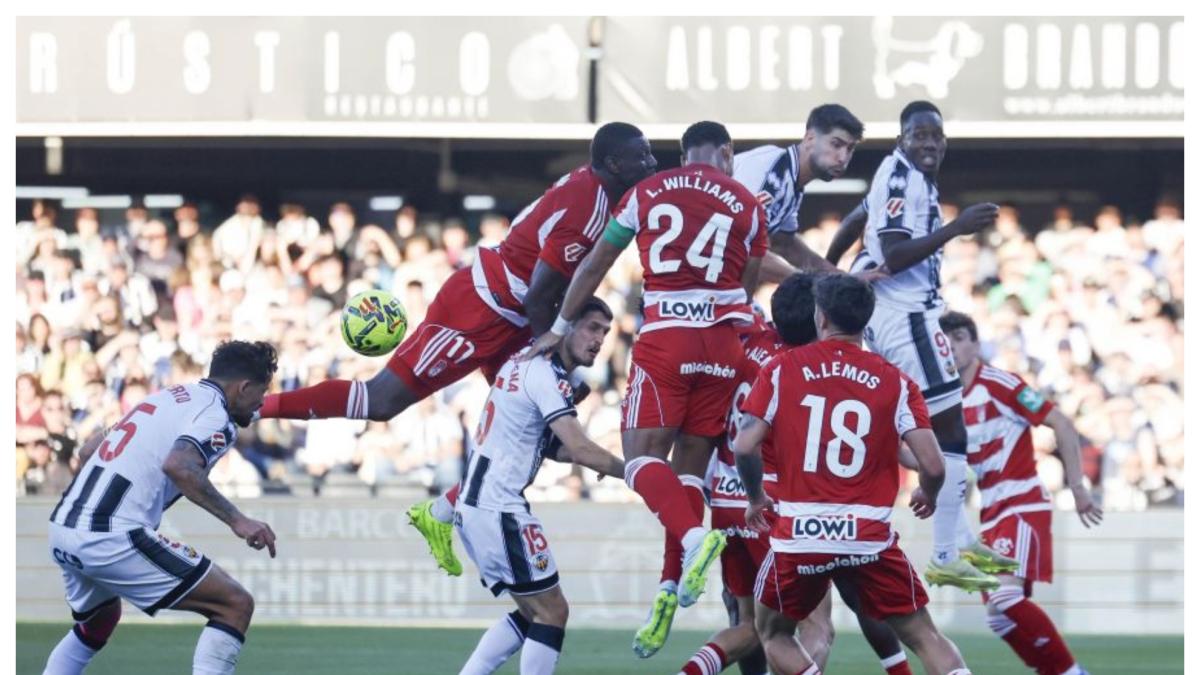 El Castellón confirma su recuperación en un partido muy intenso