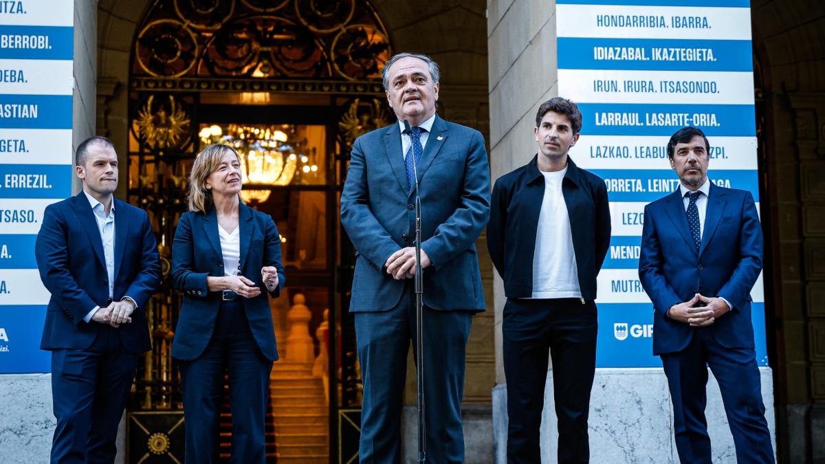Aperribay, al alcalde y la diputada: "Ojalá nos volvamos a ver el lunes para celebrar"