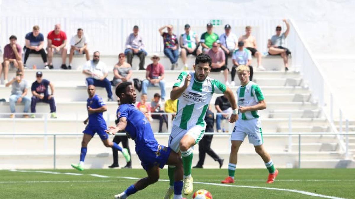 El Sanluqueño se hunde y el Europa se instala en playoff