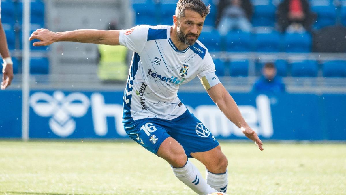 El Tenerife suma, pero su fútbol sigue atascado