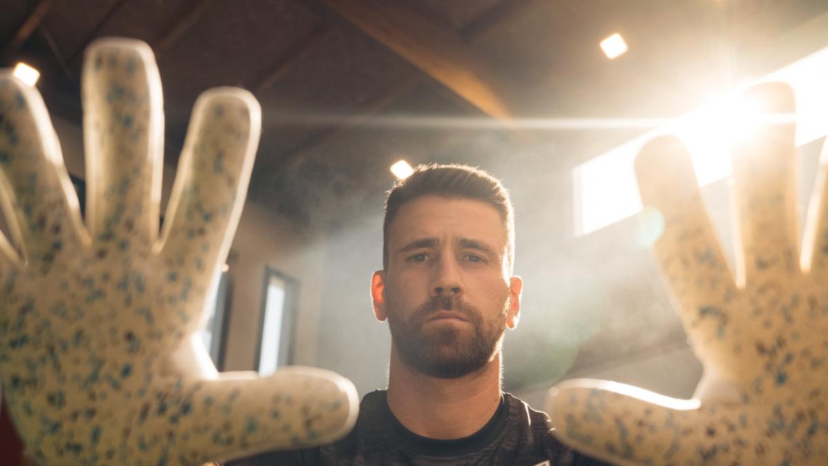 Terzic sobre Simón: "Es una historia maravillosa que demuestra que para ser el mejor del mundo no hay que marcharse del Athletic"