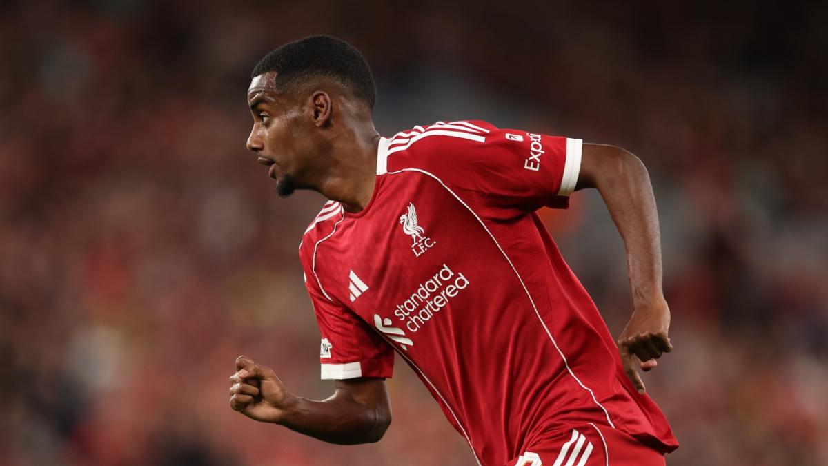 El as bajo la manga de Slot: el Liverpool recupera a Isak para medirse al PSG