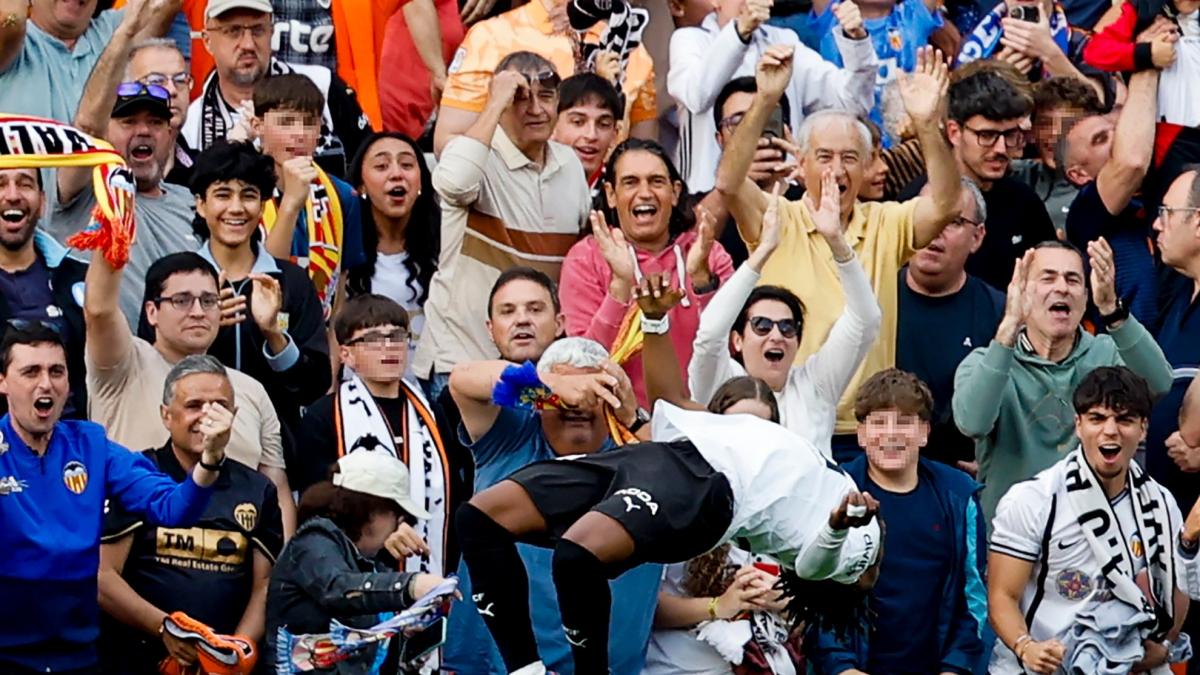 Ramazani da una voltereta a su temporada en el Valencia