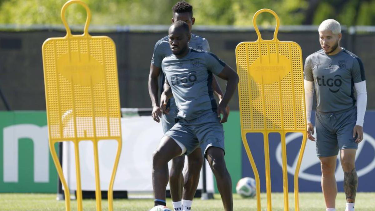 Tensión en Panamá: Waterman y 'Puma' Rodríguez tuvieron que ser separados